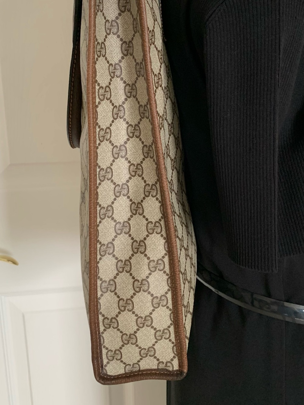 Vintage Gucci Monogram Canvas Sherry Line Tote with red gucci dust bag - Picture 13 of 16